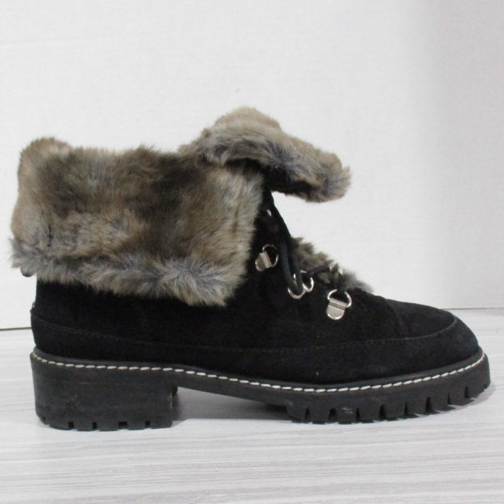 STUART WEITZMAN LUGE BLACK SUEDE, FUR LINED BOOTS! SIZE 4.5